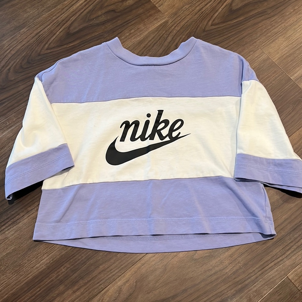 Nike Crop Top